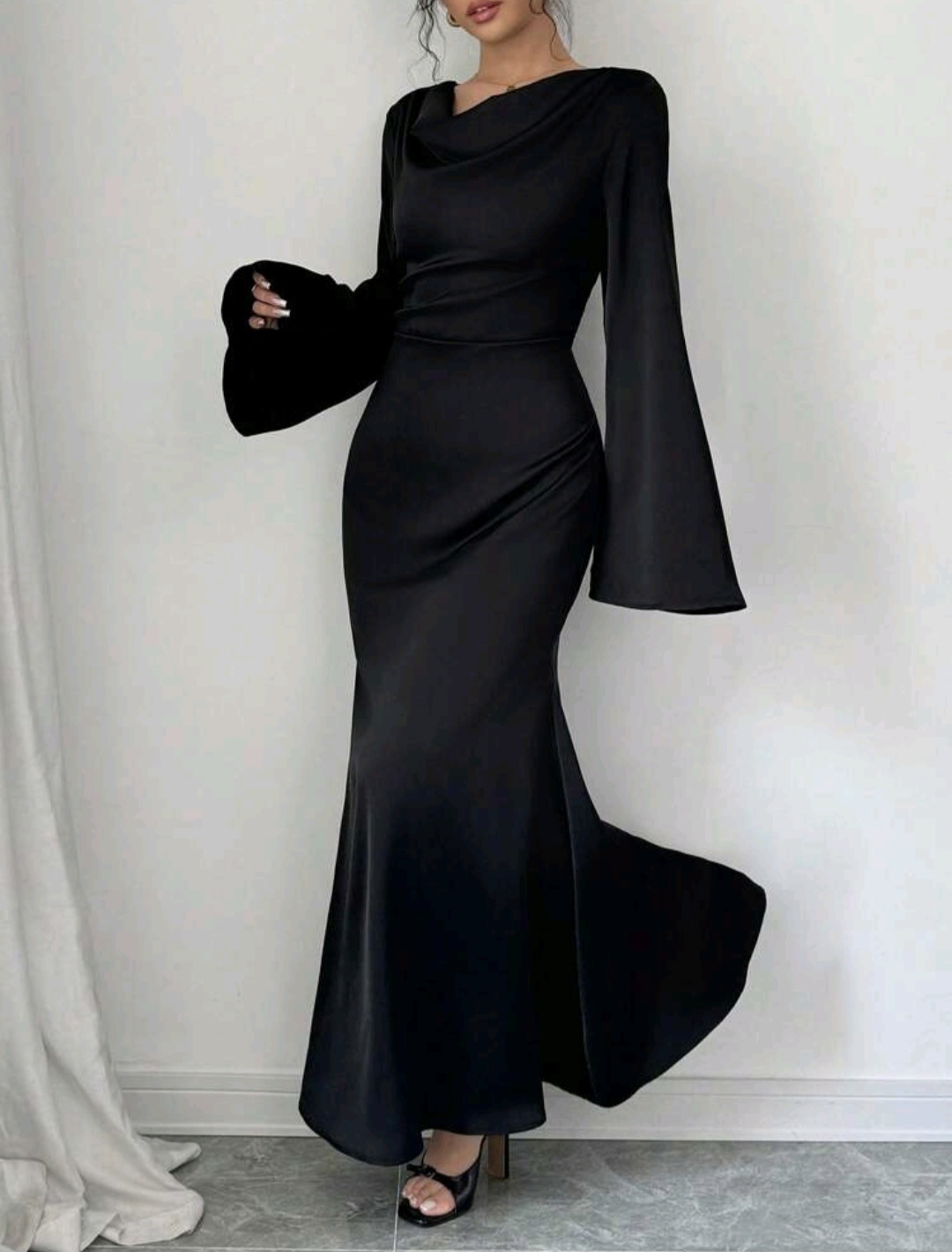 Satin Elegance 🖤